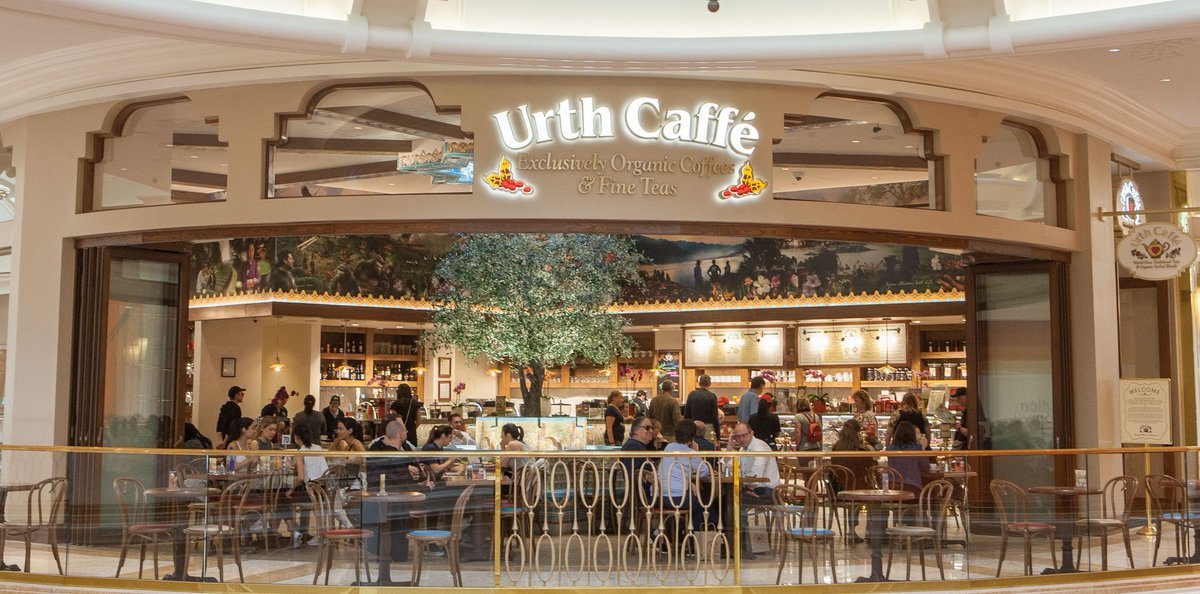 인스타 감성 듬뿍! URTH Cafe의 매력과 라스베가스 위치 ☕✨